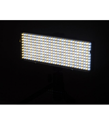 Lampa cu LED Falcon Eyes cu reglarea intensitatii DV-320VC 230V